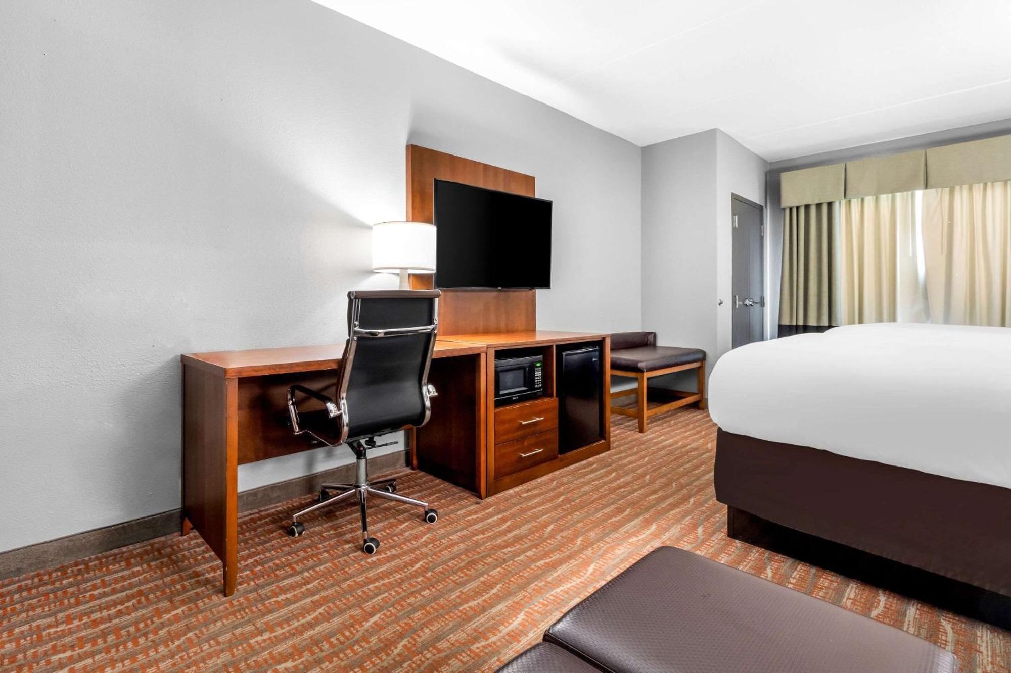 Comfort I-40 Hotel Jackson