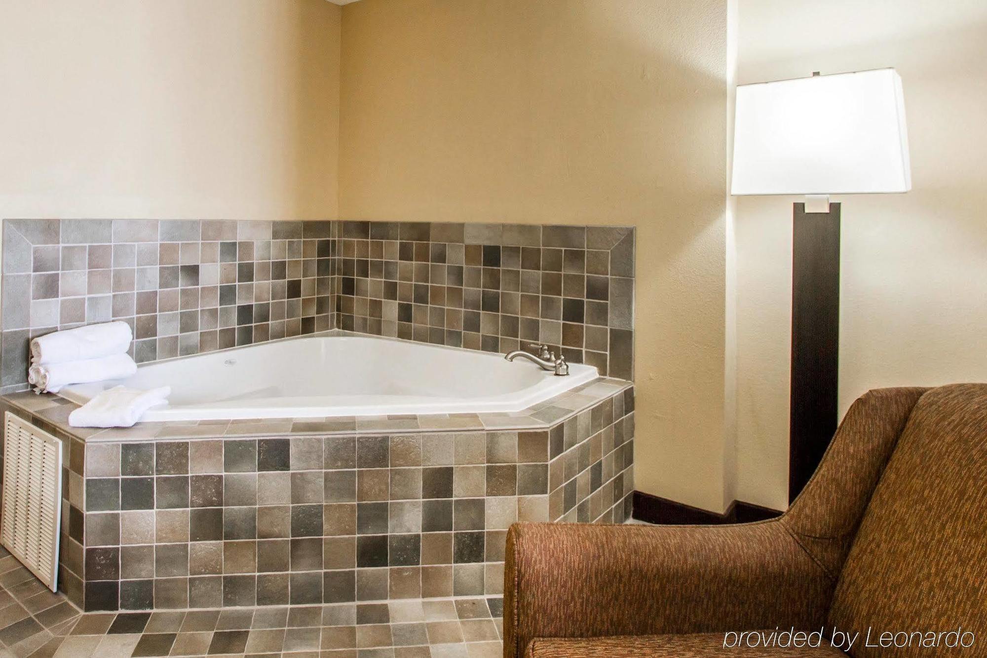 Hotel Comfort I-40 Jackson